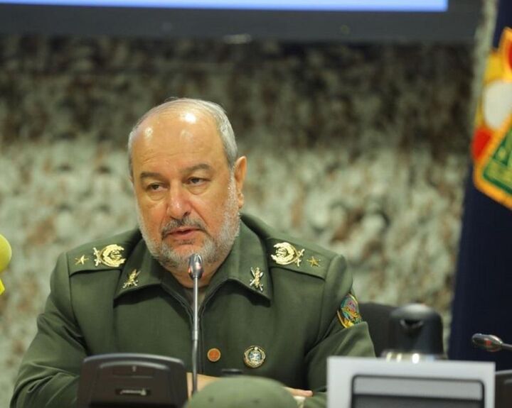 جامعه جوان تحت تاثیر القائات فرهنگی بیگانه قرار گرفته است