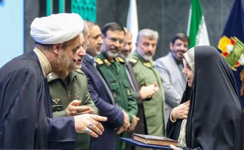 نهمین جشنواره ملی «فانوس» در ایستگاه پایانی/ فانوسها به دست برگزیدگان رسید