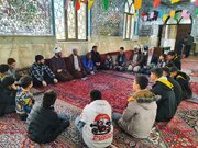 جوانان با حضور خود نماز جمعه را زنده و اثرگذار می‌کنند