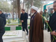 تجدید عهد دوباره مدیر کانون‌های مساجد استان کرمانشاه با شهدا