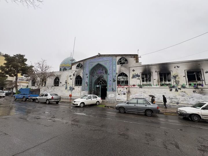 روایت سوختن پاتوق فرهنگی قرآنی بچه‌مسجدی‌های یزدان‌شهر در آتش اغتشاش