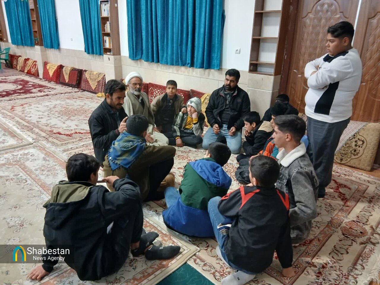 مسجد حضرت رقیه(س) مهرشهر؛ از نمازخانه ساده تا قرارگاه فرهنگی محله