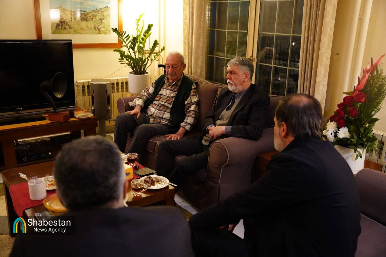 دیدار وزیر ارشاد با پیشکسوت عرصه موسیقی و خالق سرود جمهوری اسلامی