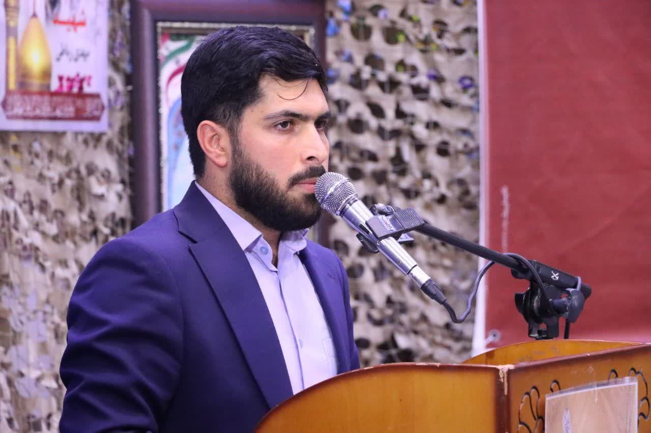 جذب جوانان به مسجد با اردوهای برونشهری، لیگهای ورزشی و حلقههای صالحین