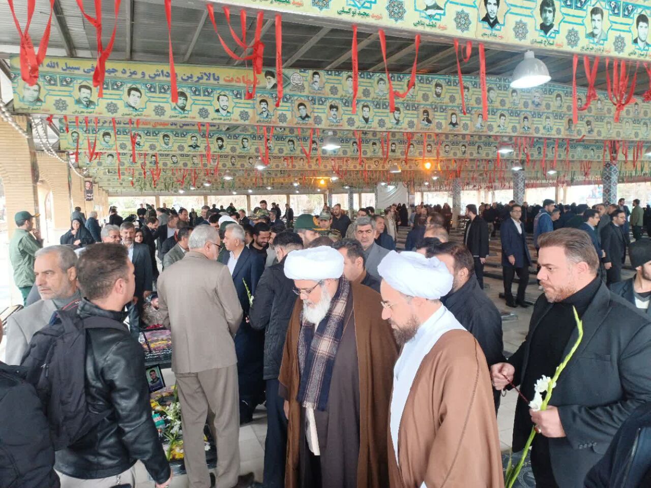 تجدید عهد دوباره مدیر کانون‌های مساجد استان کرمانشاه با شهدا