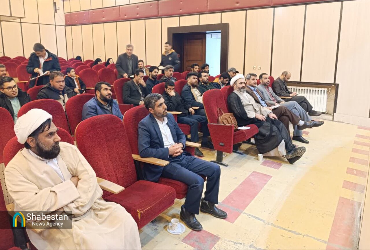 مساجد هر شهر با هم نشستهای ماهانه هماندیشی بگذارند