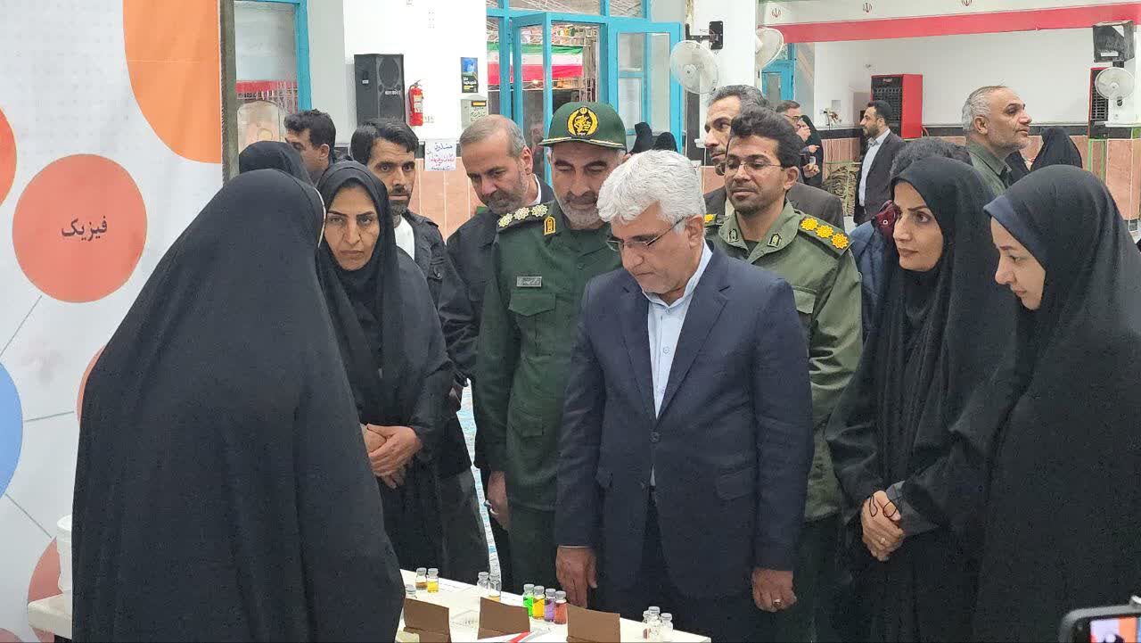 چهارمین «نمایشگاه صعود» دستاوردهای انقلاب اسلامی در آران و بیدگل گشایش یافت