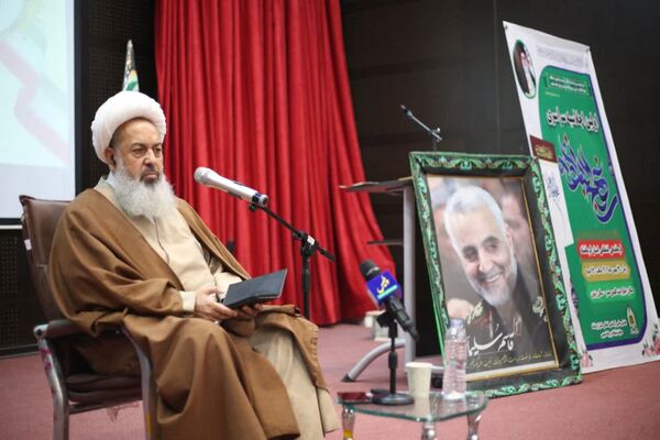 نهج‌البلاغه؛ نسخه زنده درمان بحران‌های انسان معاصر است