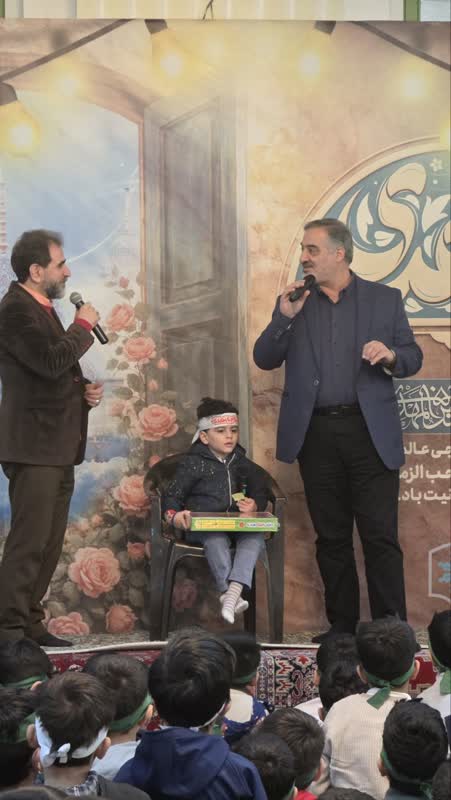 برگزاری جشن قرآنی با شکوه نونهالان در حرم امامزاده صالح(ع) فرحزاد