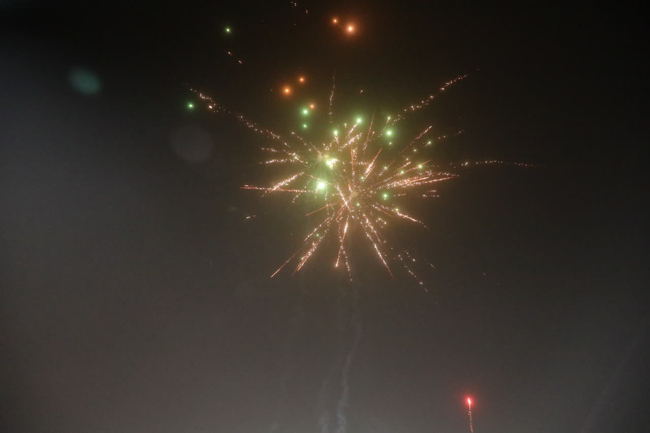 برپایی جشن نیمه شعبان در گیلان / از نورافشانی آسمان تا برپایی ایستگاههای صلواتی