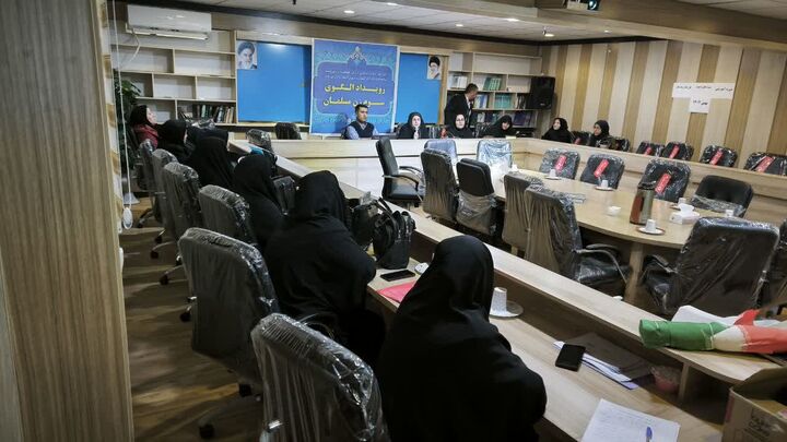 الگوی سوم زن مسلمان، تبلور هویت زن ایرانی پس از انقلاب اسلامی است