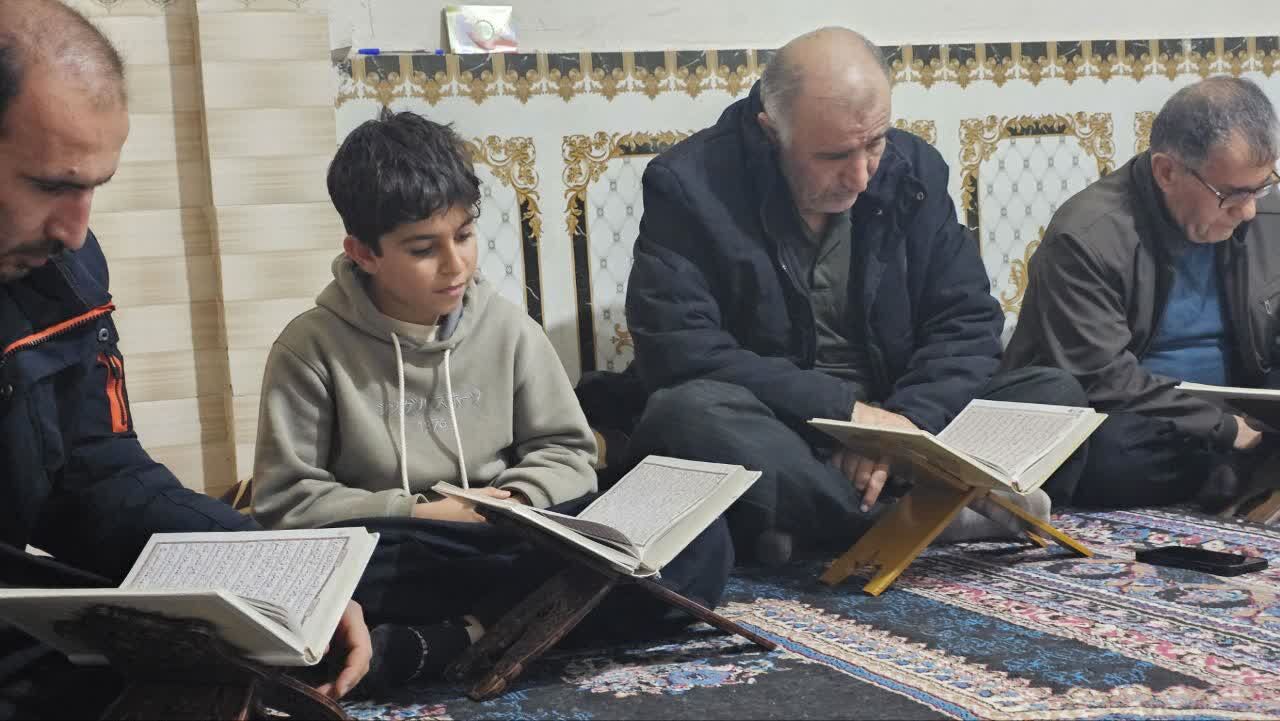 برگزاری جلسه هفتگی قرآن کریم در سرپل ذهاب همزمان با اعیاد شعبانیه
