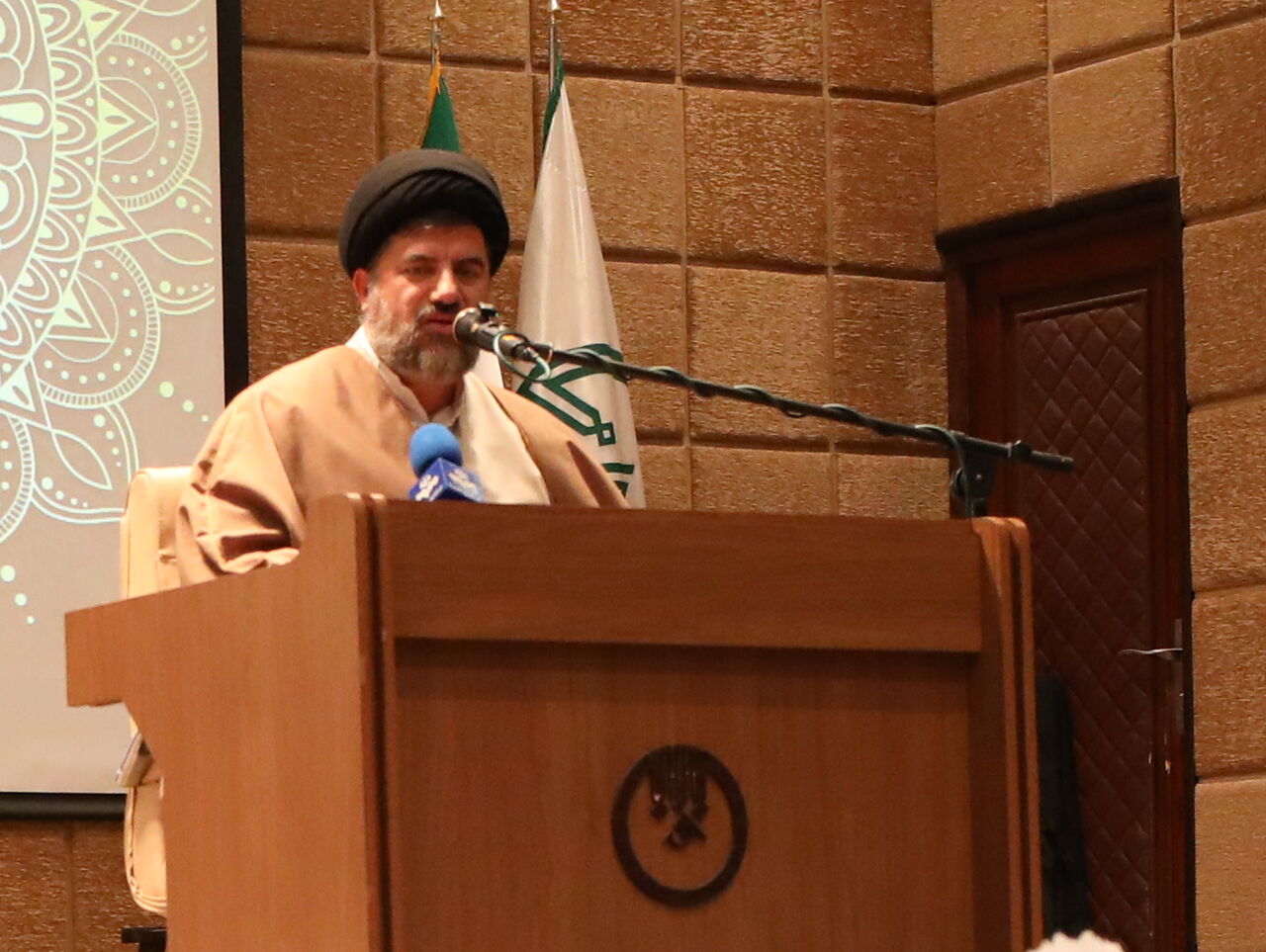 نماز؛ نزدیک‌ترین راه ارتباط با امام زمان (عج)