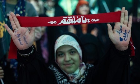 تهران در مدار انتظار؛ روایت جشن نیمه شعبان در تهران