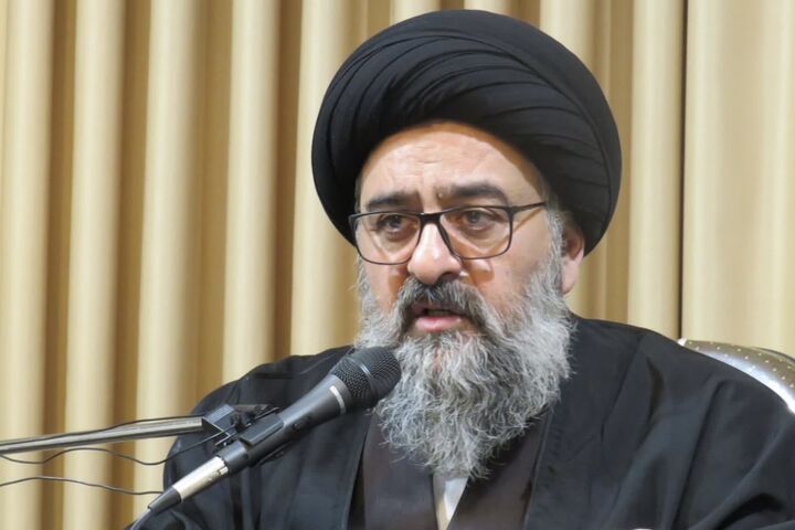 احیای دین در عرصه عمومی از دستاوردهای تمدنی انقلاب اسلامی است