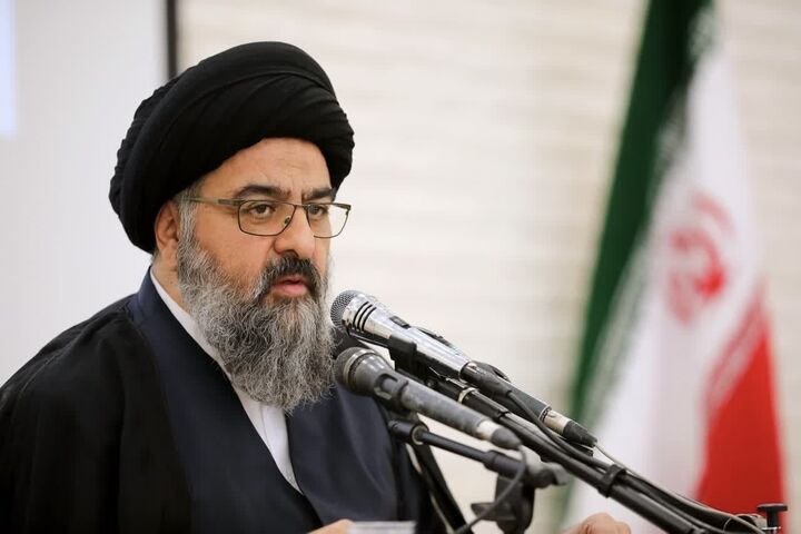 نیمه‌شعبان، آغاز یک رسالت تاریخی است/ طلاب با عمامه‌گذاری، مسئولیت هدایت جامعه را می‌پذیرند