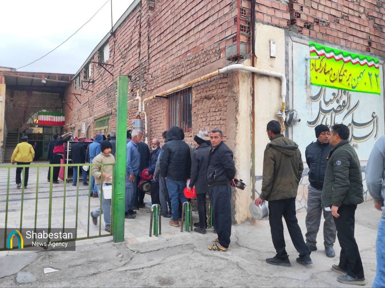 پایداری سنت حلیمپزی دهزیار در نیمه شعبان؛ نذر خالصانه در کام منتظران