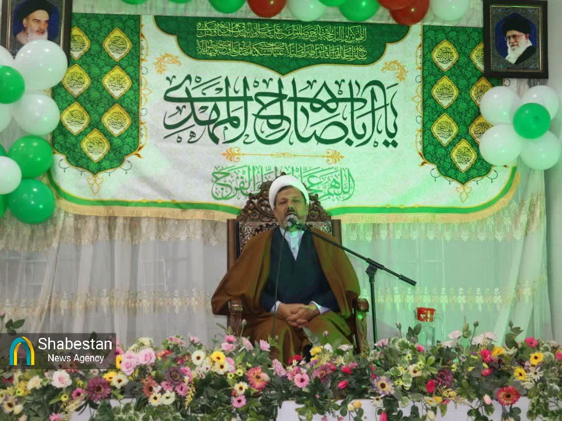 افتتاح بیست و چهارمین هیئت صلح مساجد کرمان در آمیزه‌ای باشکوه از جشن نیمه شعبان و انقلاب+تصاویر