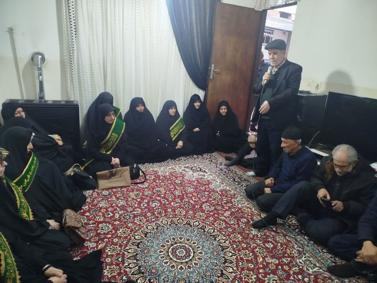 عطر حرم مطهر رضوی در بیت شهید جباری بهشهر پیچید