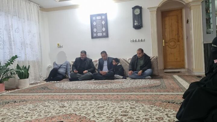 روایتی از عیادت جهادگران شهید «هادی» با مجروح حوادث اخیر