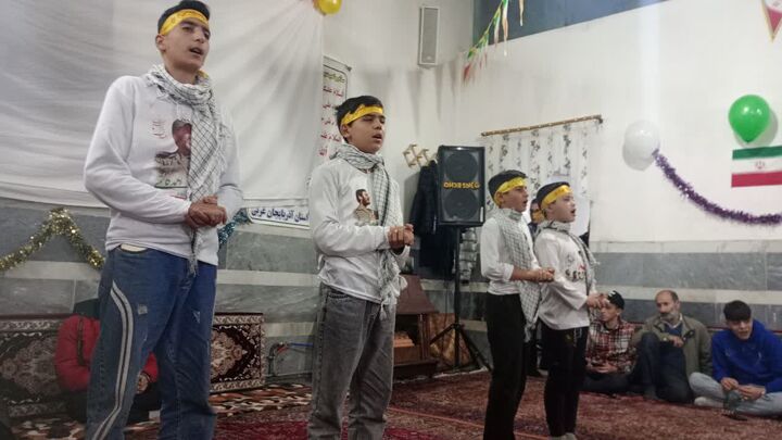 هر مسجد، یک کانون انقلاب؛ انقلاب در دل مسجد زنده شد