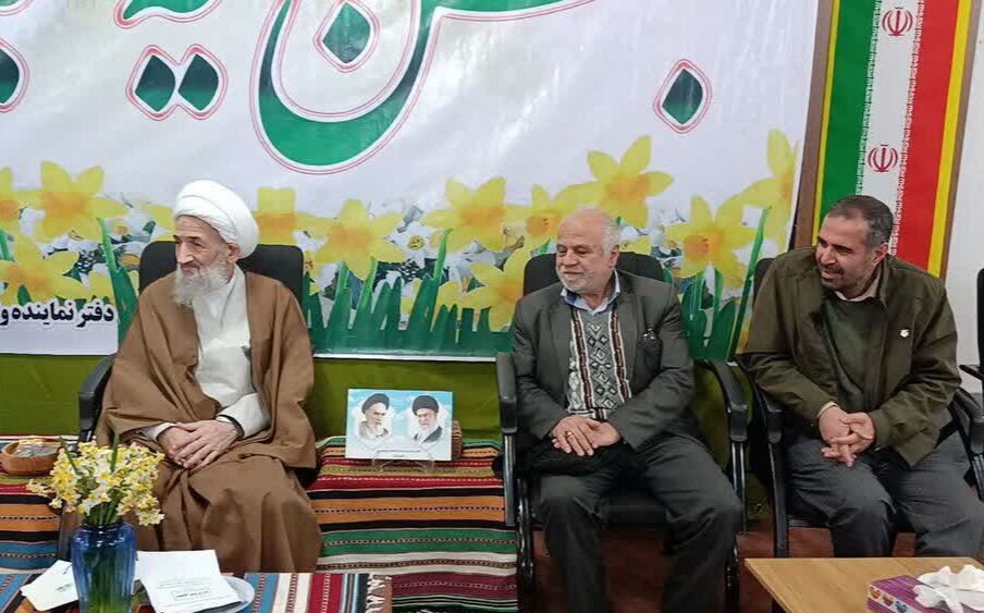 درهم‌تنیدگی انتظار و افتخار و شور ولایتمداری در مساجد دیار علویان