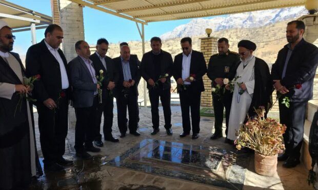 تجدید میثاق مدیرکل آموزش و پرورش کهگیلویه و بویراحمد و جمعی از فرهنگیان با آرمان‌های شهدا