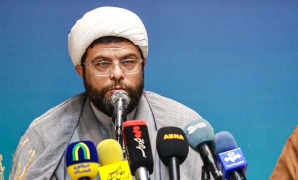 مساجد در تشکیل مبارزات ضد طاغوت نقش محوری داشتند/به احیای هویت مسجدی نیاز داریم