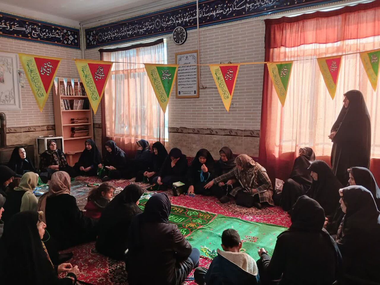 برگزاری سفرههای مهدوی در کانون گل نرگس