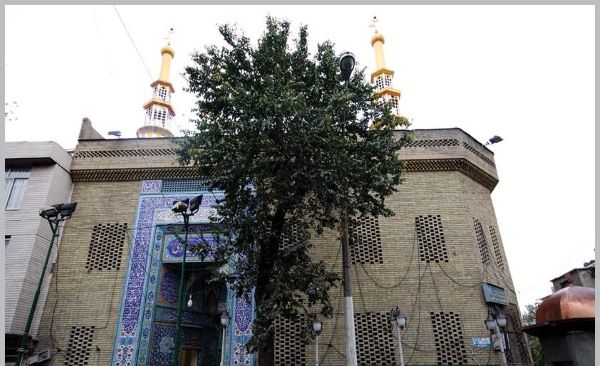 مسجدی که پایگاه انقلابیون در شرق تهران بود