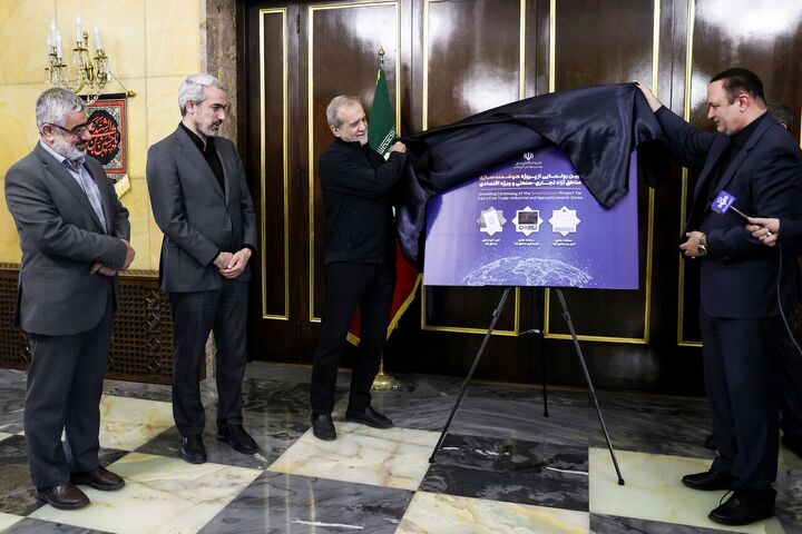 لزوم تدوین برنامه‌های راهبردی و آینده‌نگرانه برای توسعه مناطق آزاد