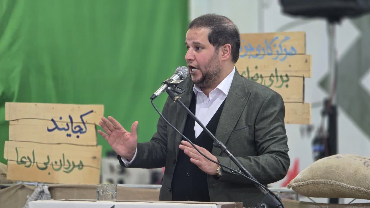 یادواره تنها شهید انقلاب بخش کویرات آران و بیدگل در روستای حسینآبادکویر برگزار شد