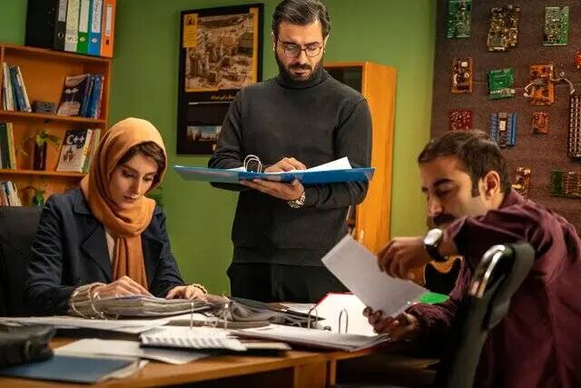 رونمایی از تیزر فیلم «جهان مبهم هاتف»