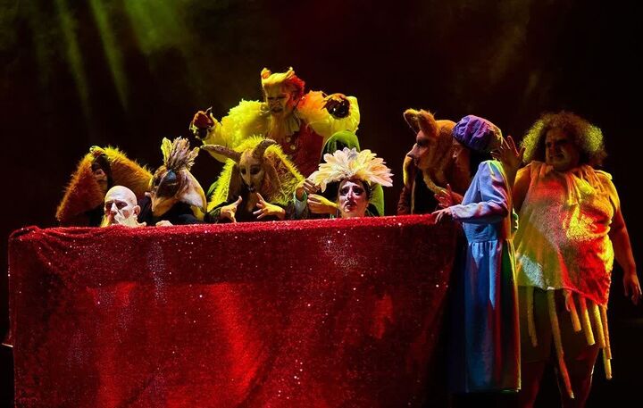 خلاقیت هنرمندان فارس روی صحنه فجر دیده شد