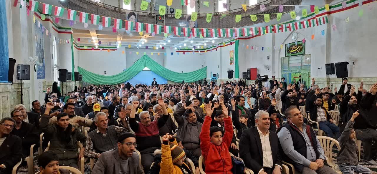 استقبال ۴۵۰۰ نفری از هفدهمین جشنواره کتابخوانی «به استقبال ظهور» آران و بیدگل