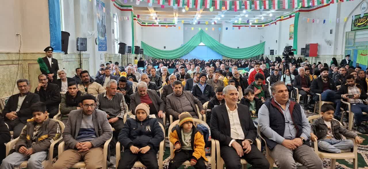 استقبال ۴۵۰۰ نفری از هفدهمین جشنواره کتابخوانی «به استقبال ظهور» آران و بیدگل