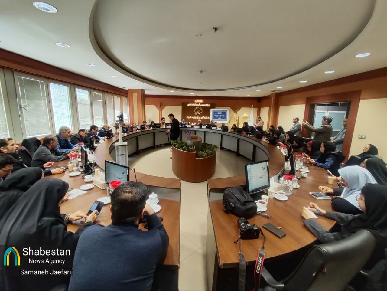 نمایشگاه قرآن مشهد؛ از حضور پررنگ مساجد تا مشارکت ۸ کشور دنیا