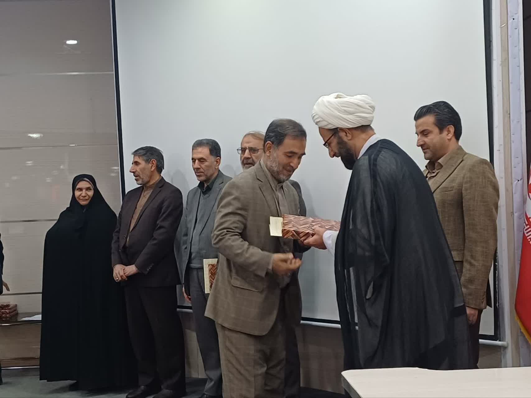 همایش علمی نخبگانی ستاد امر به معروف و نهی از منکر استان لرستان برگزار شد