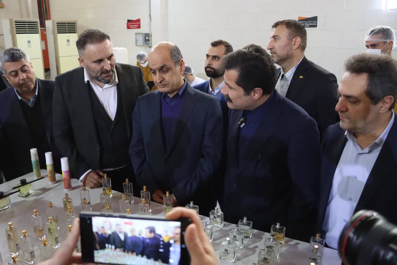 افتتاح و آغاز عملیات اجرایی ۴۶ طرح سرمایه گذاری و زیرساختی منطقه آزاد انزلی