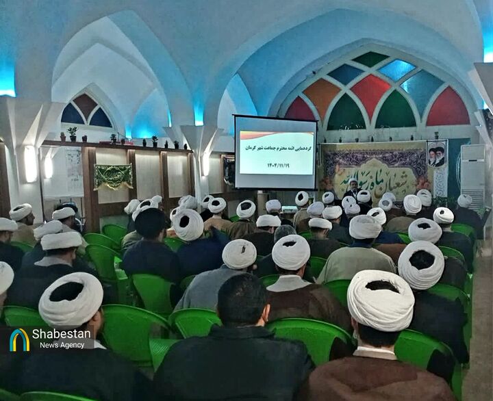 گردهمایی بیش از ۱۵۰ نفر از ائمه جماعات کرمان در آستانه ماه مبارک رمضان