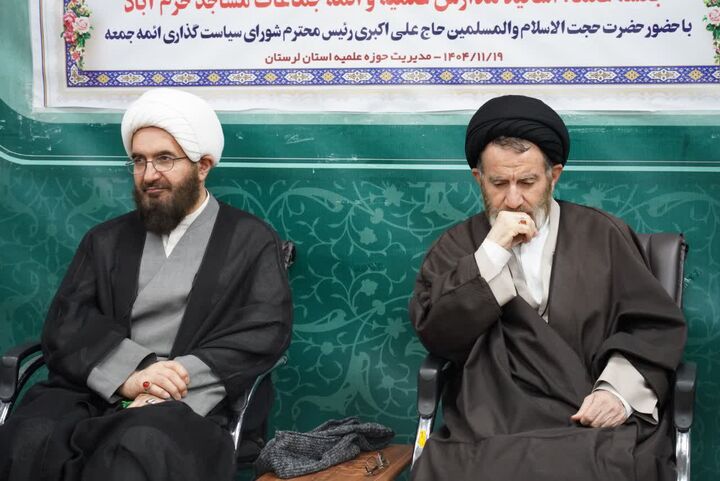 مسجد سنگر اصلی انقلاب اسلامی است