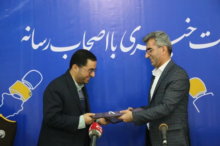 انعقاد تفاهم نامه طرح ملی دانش آموزی نجات آب«داناب» استان سمنان