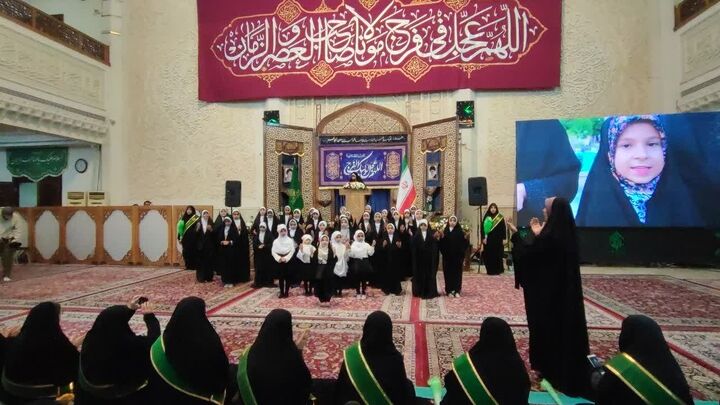 اجتماع ۵۰۰ بانوی مسجدی در شاهچراغ(ع)