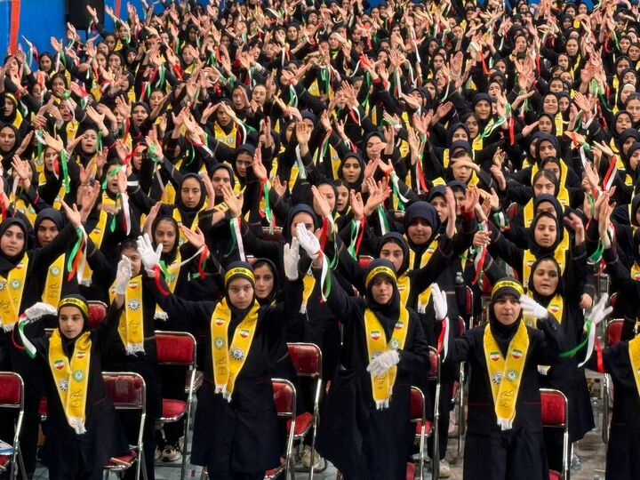 برگزاری مانور «یاوران انقلاب» در ۵۰۰ مدرسه خراسان رضوی