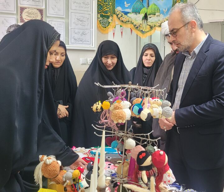 نمایشگاه مهنا نماد خلاقیت، نوآوری و هم‌افزایی در تولیدات فرهنگی و هنری استان است