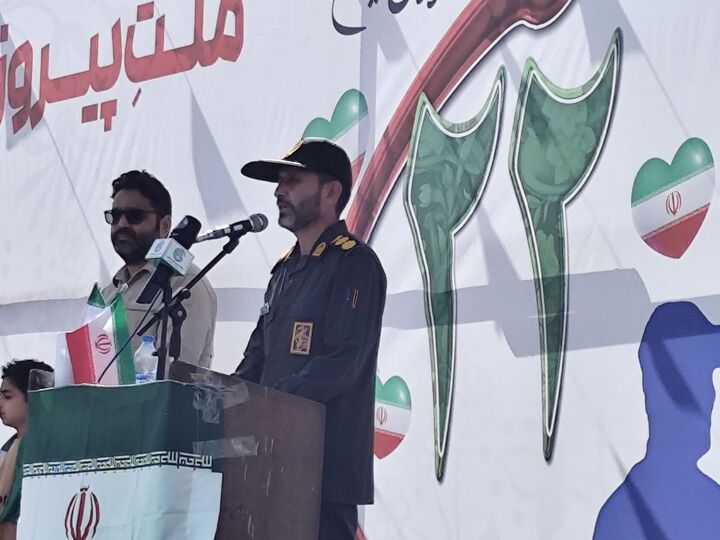 دشمن از انتقال هویت انقلاب به نسل چهارم می‌ترسد