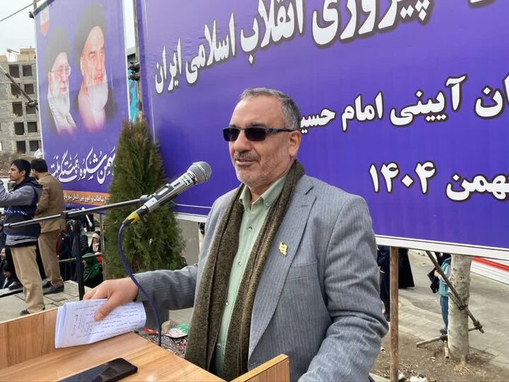 پرچم اهل‌بیت(ع) در دستان ملت ایران است