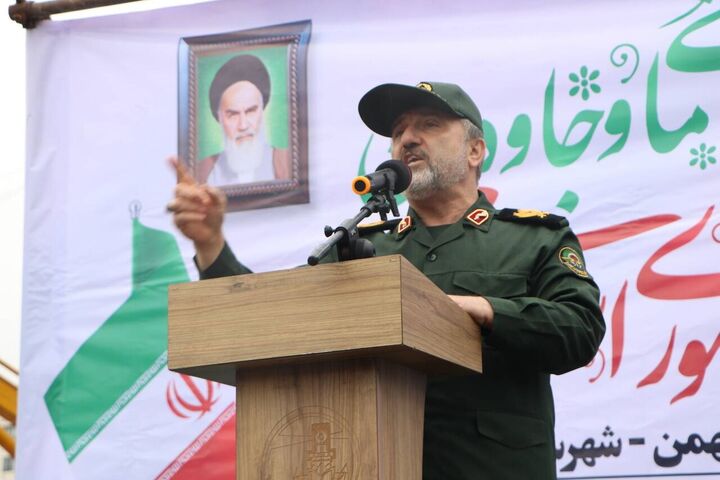 رییس سازمان اسناد دفاع مقدس: با تکیه بر مردم از همه گردنه‌ها عبور کردیم