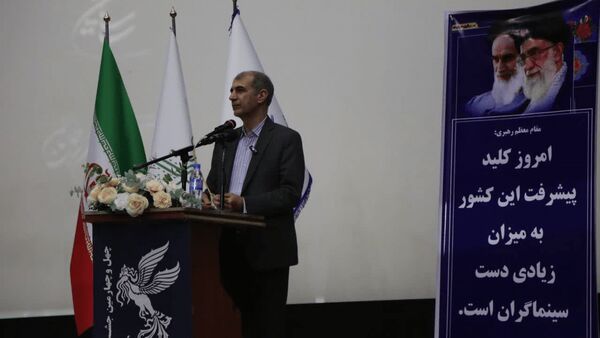 هنر؛ زبان ماندگار انقلاب اسلامی / هنرمندان پیشگامان روایت آرمان‌ها برای نسل فردا