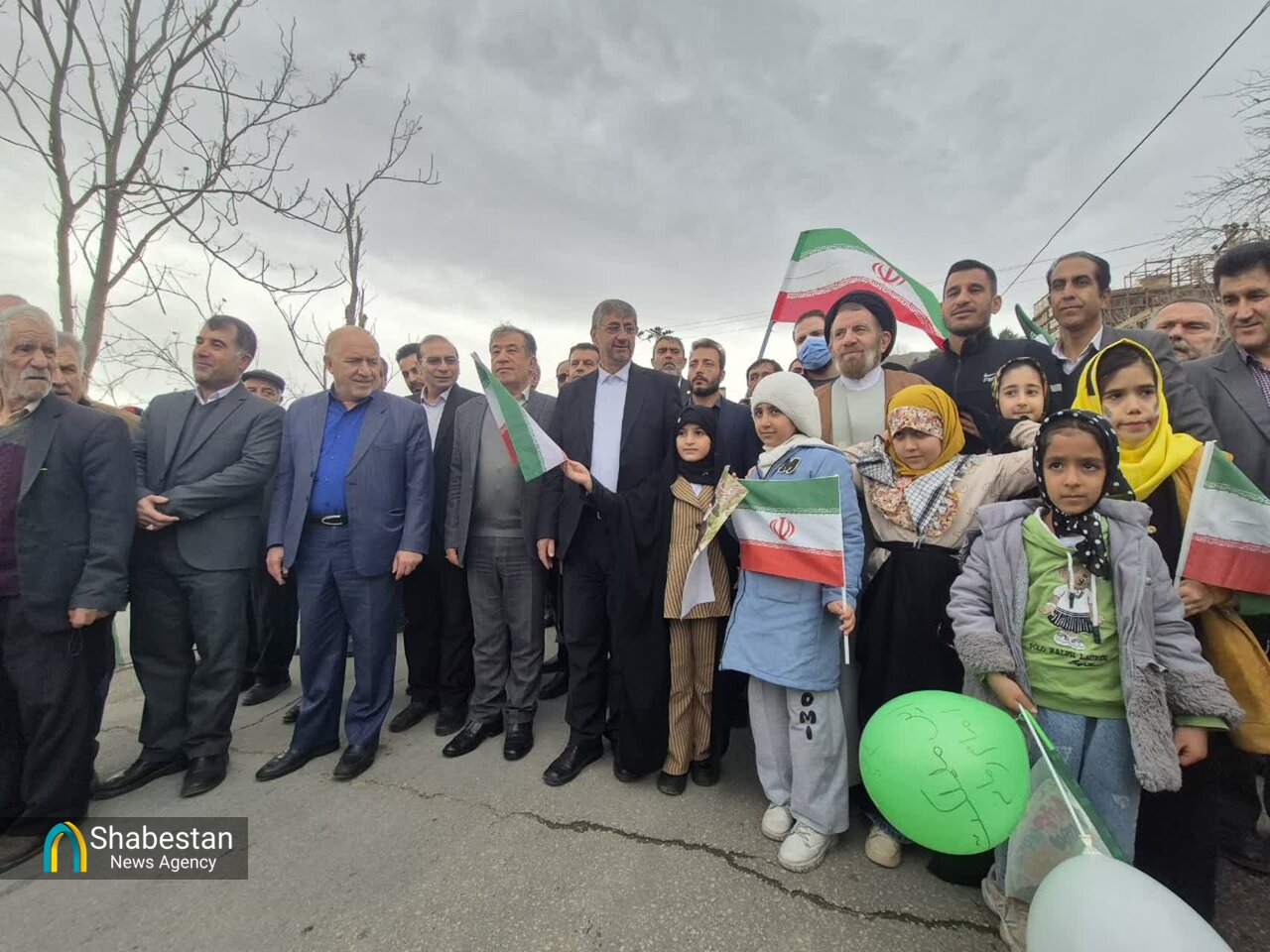 حضور حماسی مردم خرم‌آباد در راهپیمایی یوم‌الله ۲۲ بهمن
